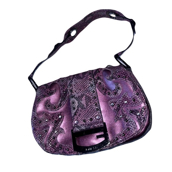 SOLD ON FACEBOOK MP - Picture 1 of 8